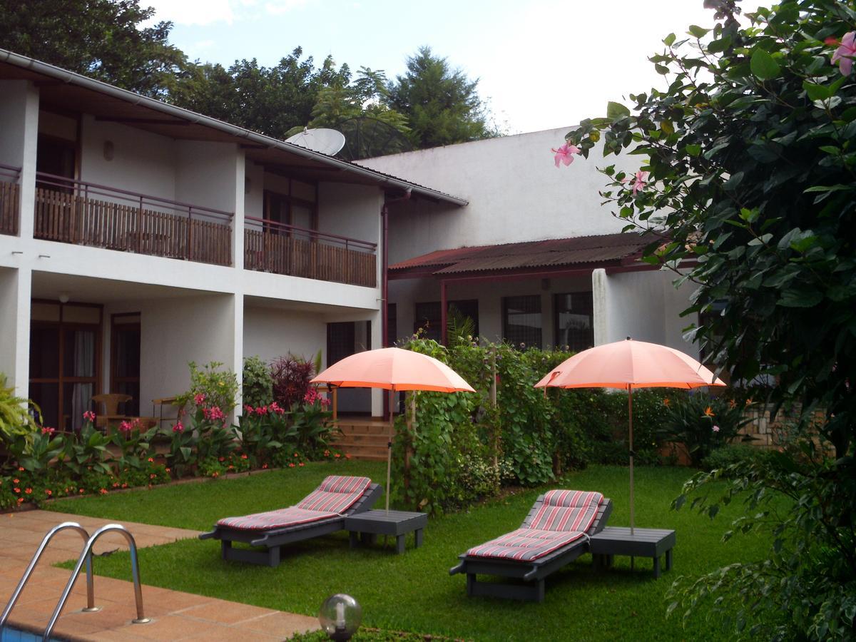 Hotel Le Garni Kigali Exteriör bild